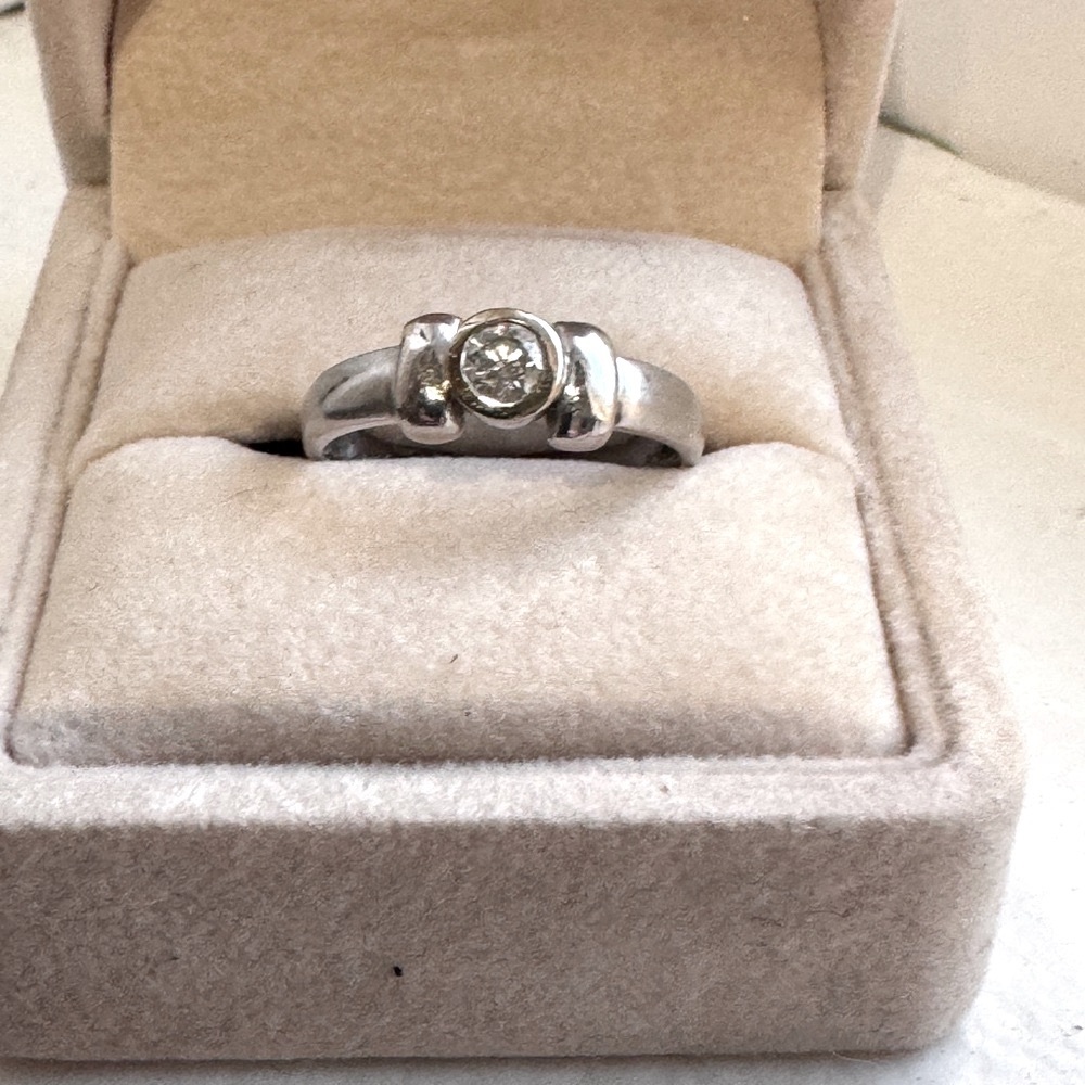 💥 HOST PICK 💥 14K White Gold Diamond Ring | Modern Bezel Set Fine Jewelry 💎